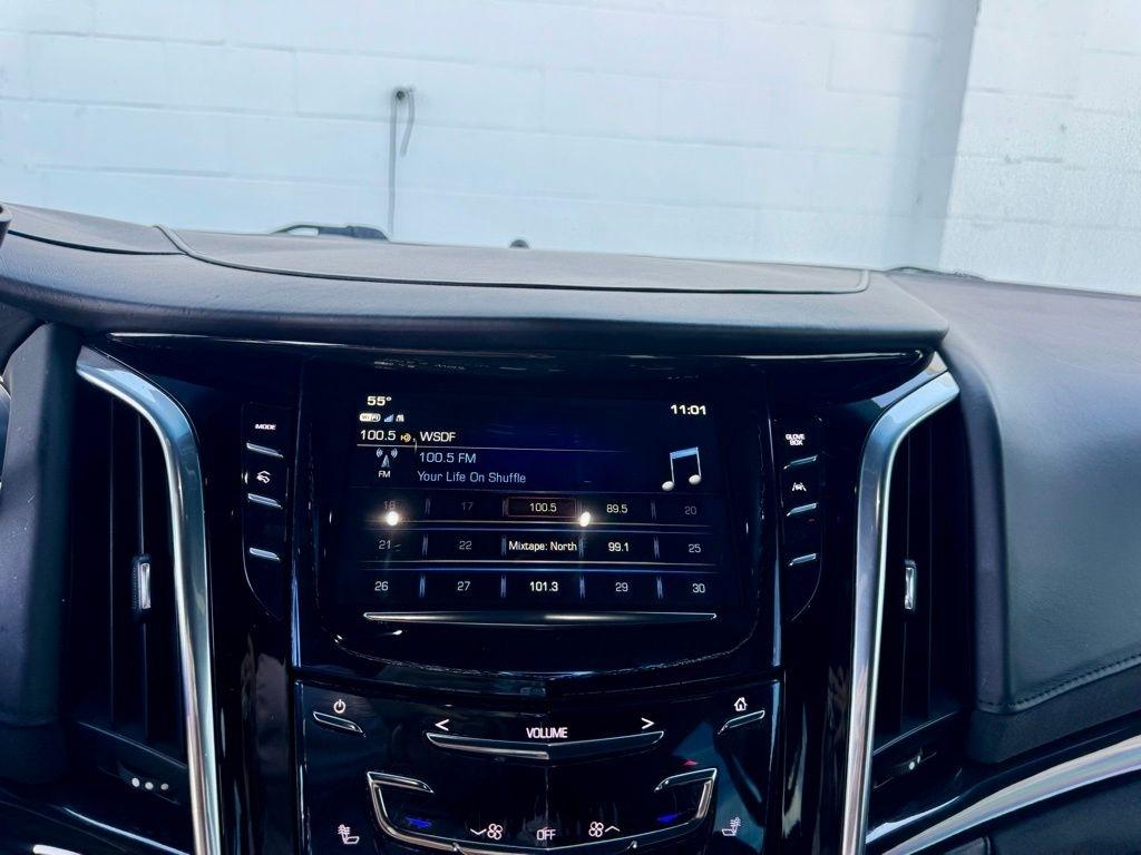 Cadillac Escalade 4WD 4dr Platinum 2017