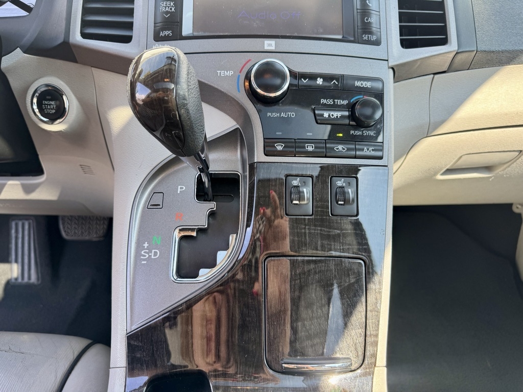 Toyota Venza 4dr Wgn V6 FWD Limited (Natl) 2013 Toyota Venza 4dr Wgn V6 FWD Limited (Natl) 2013