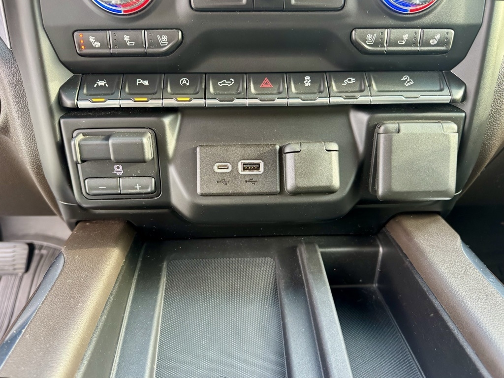 GMC Sierra 1500 4WD Crew Cab 147" SLT 2019