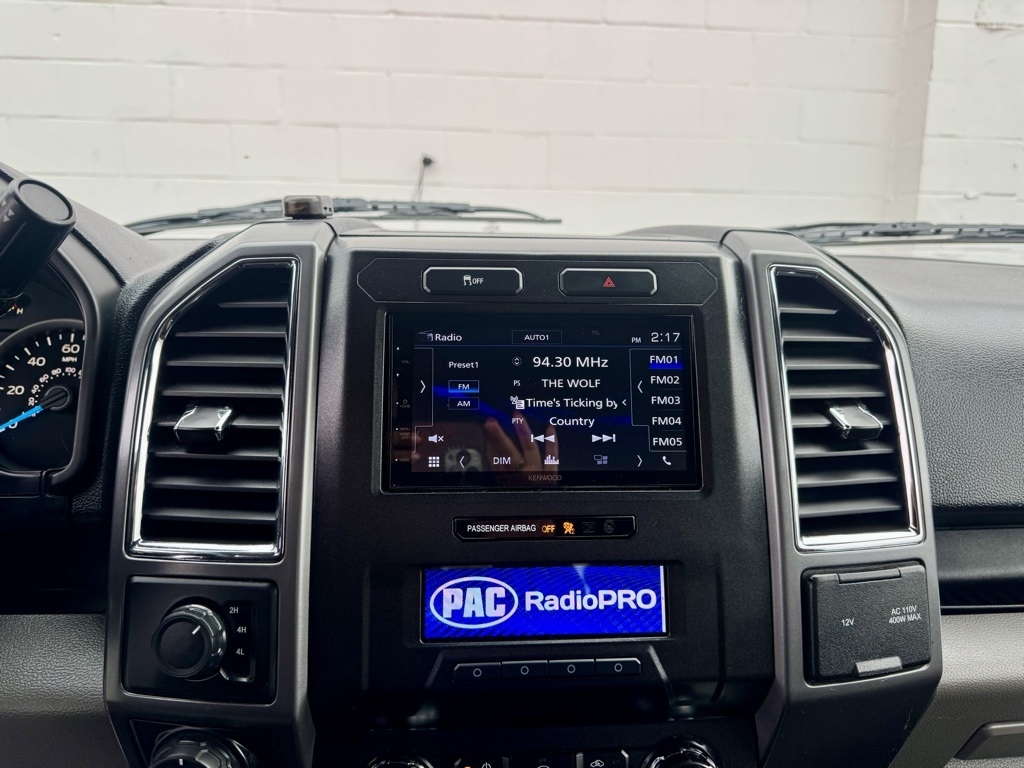 Ford F-150 4WD SuperCrew 145" King Ranch 2016