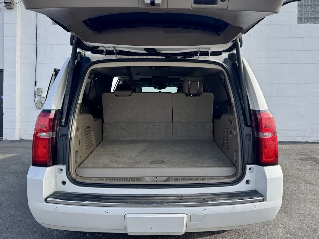 Chevrolet Suburban 4WD 4dr 1500 Premier 2019