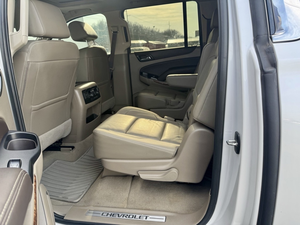 Chevrolet Suburban 4WD 4dr 1500 Premier 2019