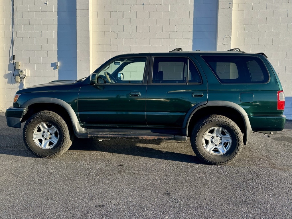 Toyota 4Runner 4dr SR5 3.4L Auto 4WD 1999