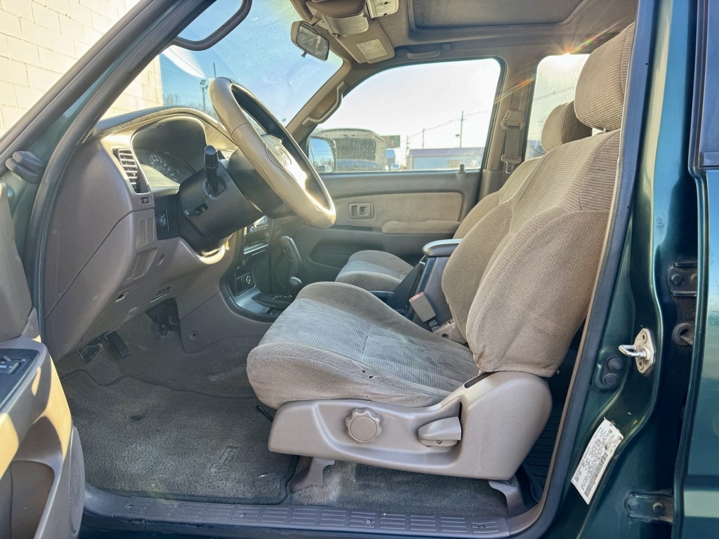 Toyota 4Runner 4dr SR5 3.4L Auto 4WD 1999