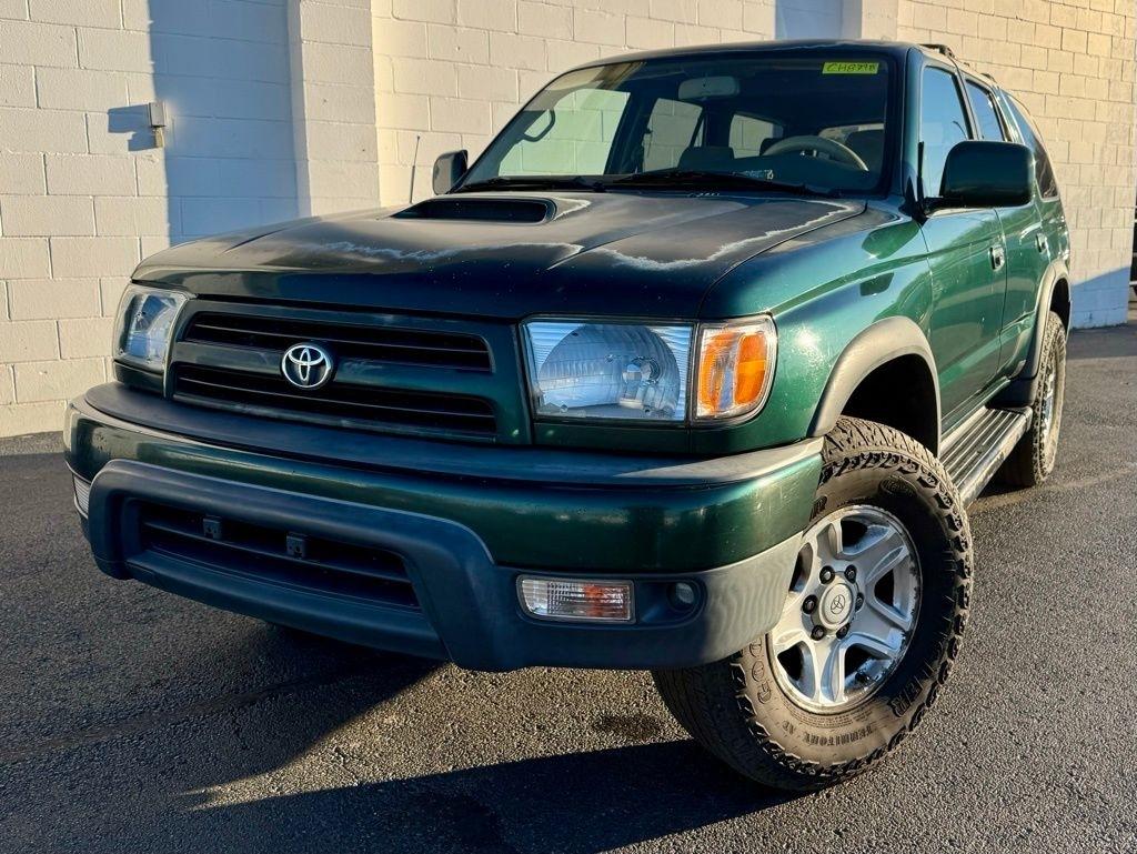 Toyota 4Runner 4dr SR5 3.4L Auto 4WD 1999