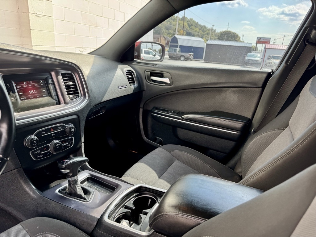 Dodge Charger SE RWD 2017