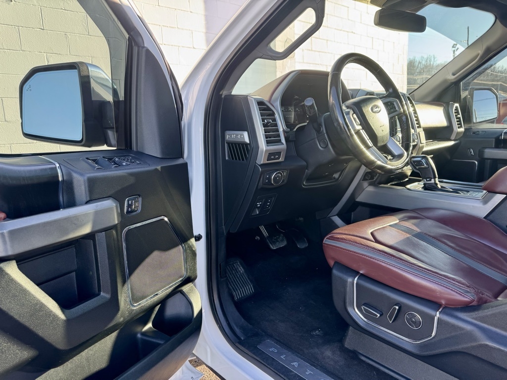 Ford F-150 4WD SuperCrew 157" Platinum 2018