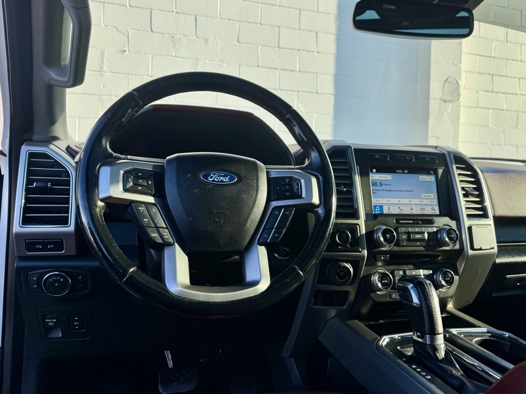 Ford F-150 4WD SuperCrew 157" Platinum 2018