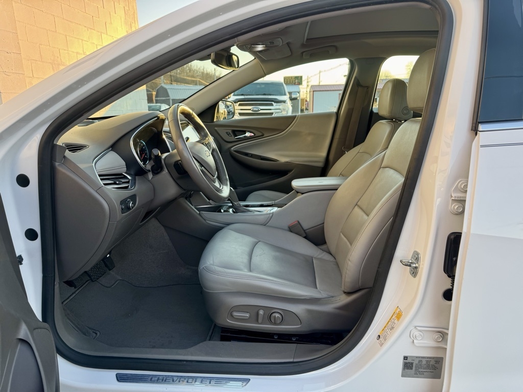 Chevrolet Malibu 4dr Sdn Premier w/2LZ 2018
