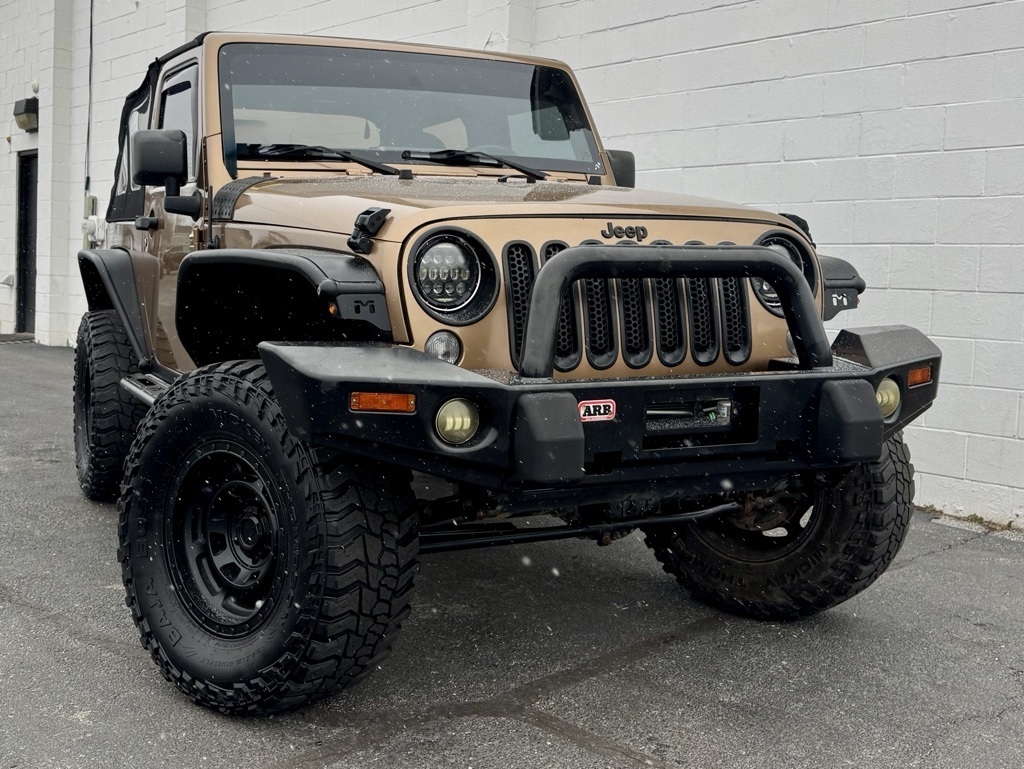 Jeep Wrangler 4WD 2dr Sahara 2015