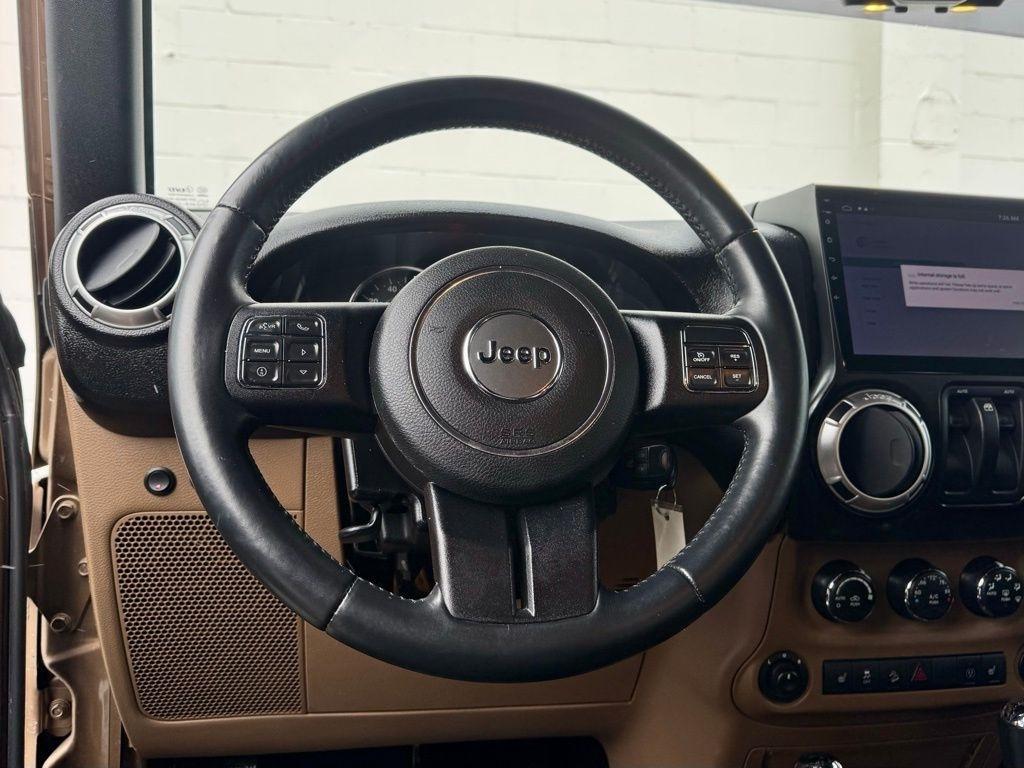 Jeep Wrangler 4WD 2dr Sahara 2015