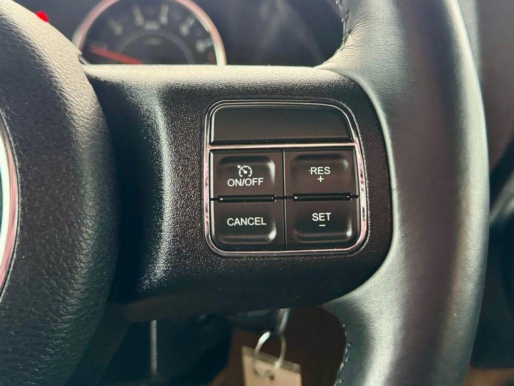 Jeep Wrangler 4WD 2dr Sahara 2015