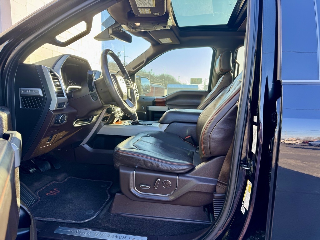 Ford F-150 Platinum 4WD SuperCrew 5.5' Box 2017