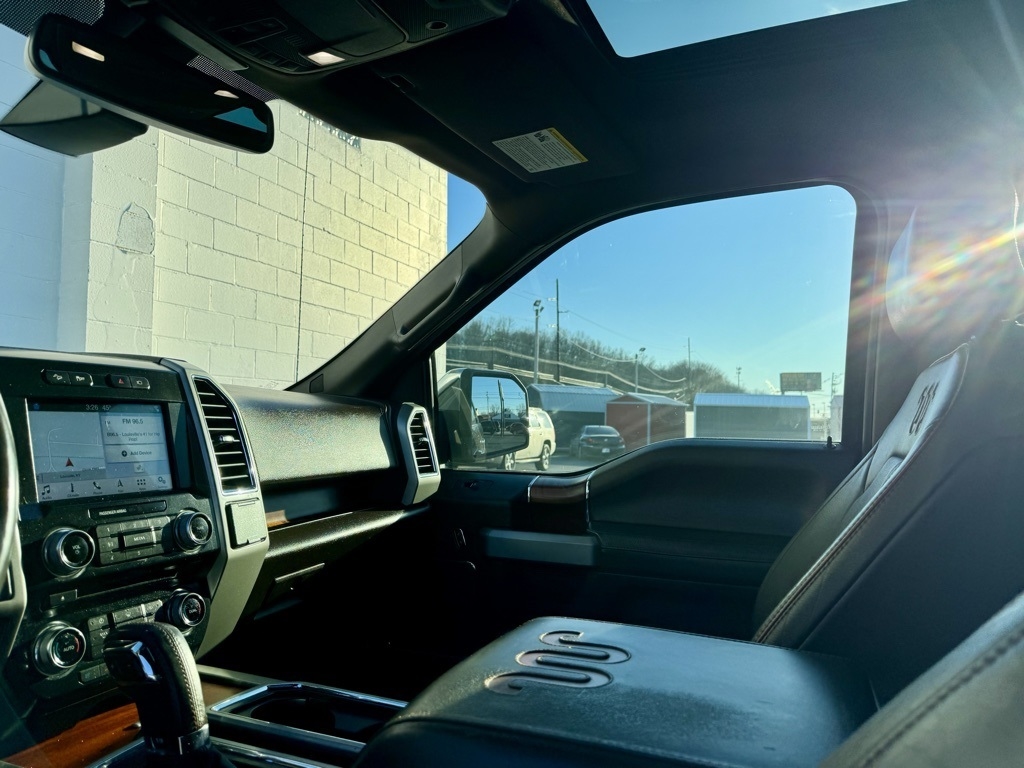 Ford F-150 Platinum 4WD SuperCrew 5.5' Box 2017
