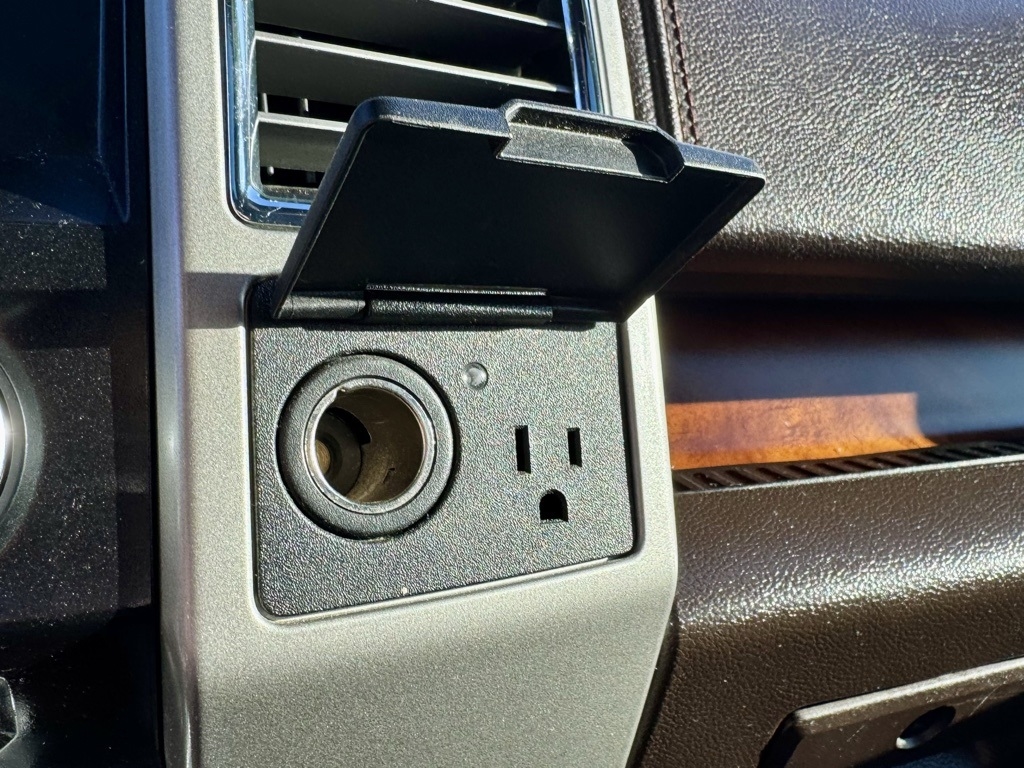 Ford F-150 Platinum 4WD SuperCrew 5.5' Box 2017