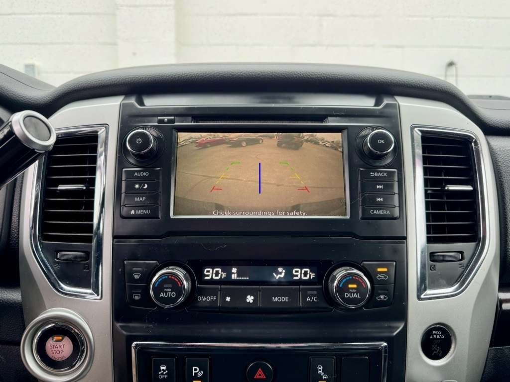 Nissan Titan 4x4 Crew Cab SV 2019