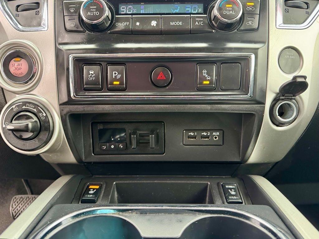 Nissan Titan 4x4 Crew Cab SV 2019