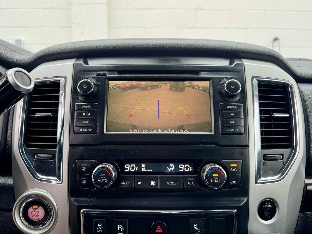 Nissan Titan 4x4 Crew Cab SV 2019