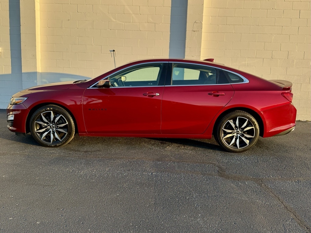 Chevrolet Malibu 4dr Sdn RS 2020