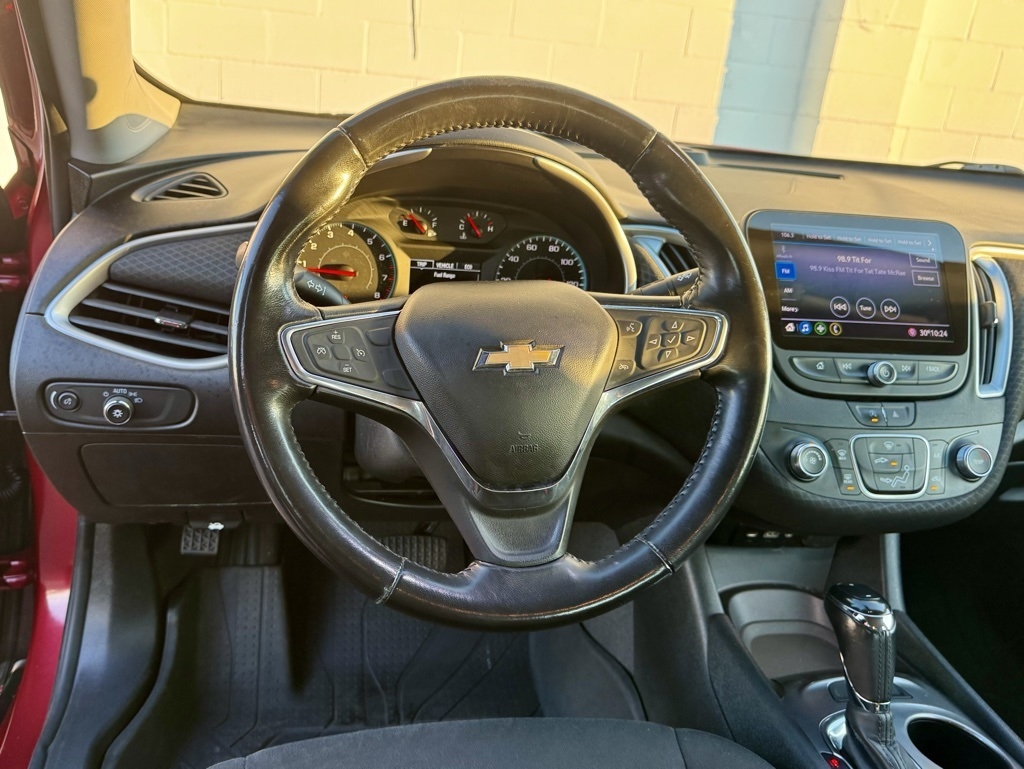 Chevrolet Malibu 4dr Sdn RS 2020