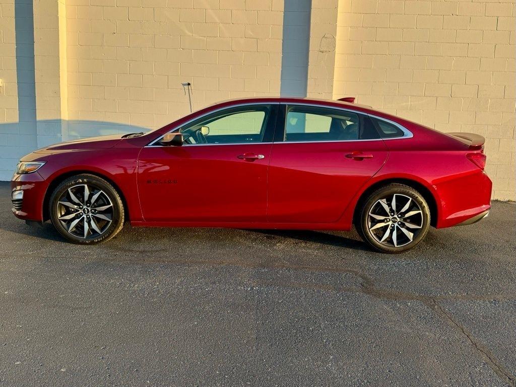 Chevrolet Malibu 4dr Sdn RS 2020