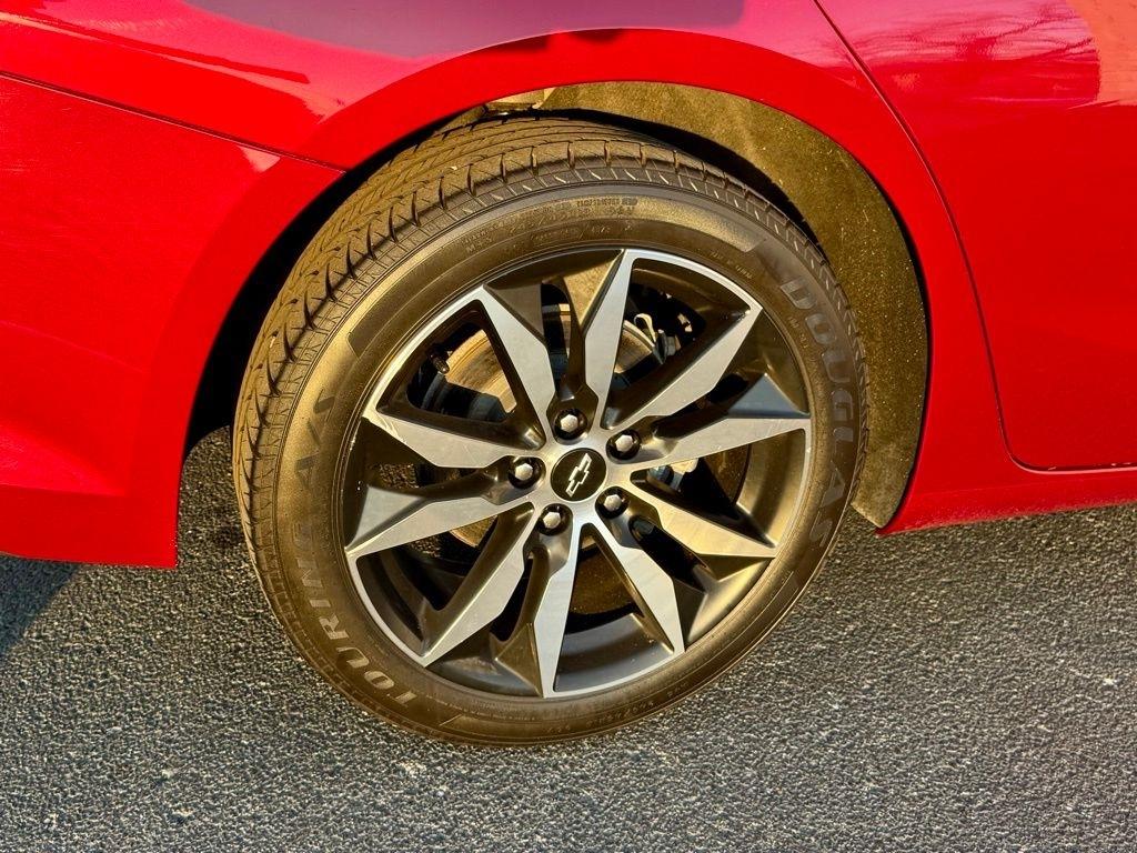 Chevrolet Malibu 4dr Sdn RS 2020