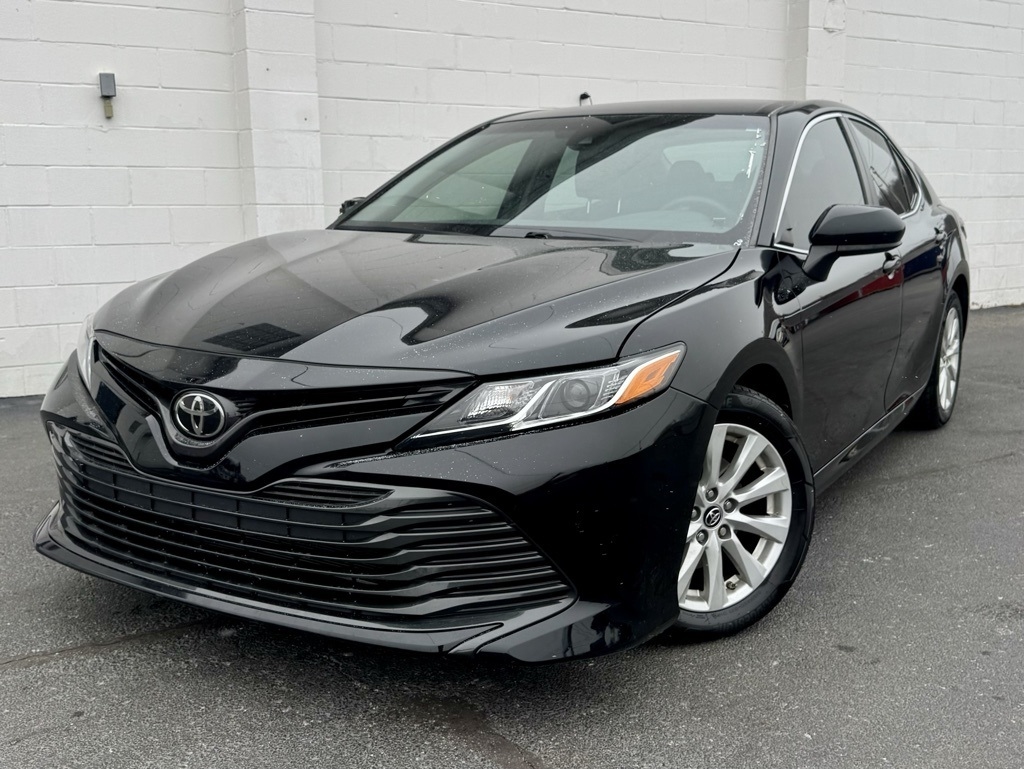 Toyota Camry XLE Auto (Natl) 2018