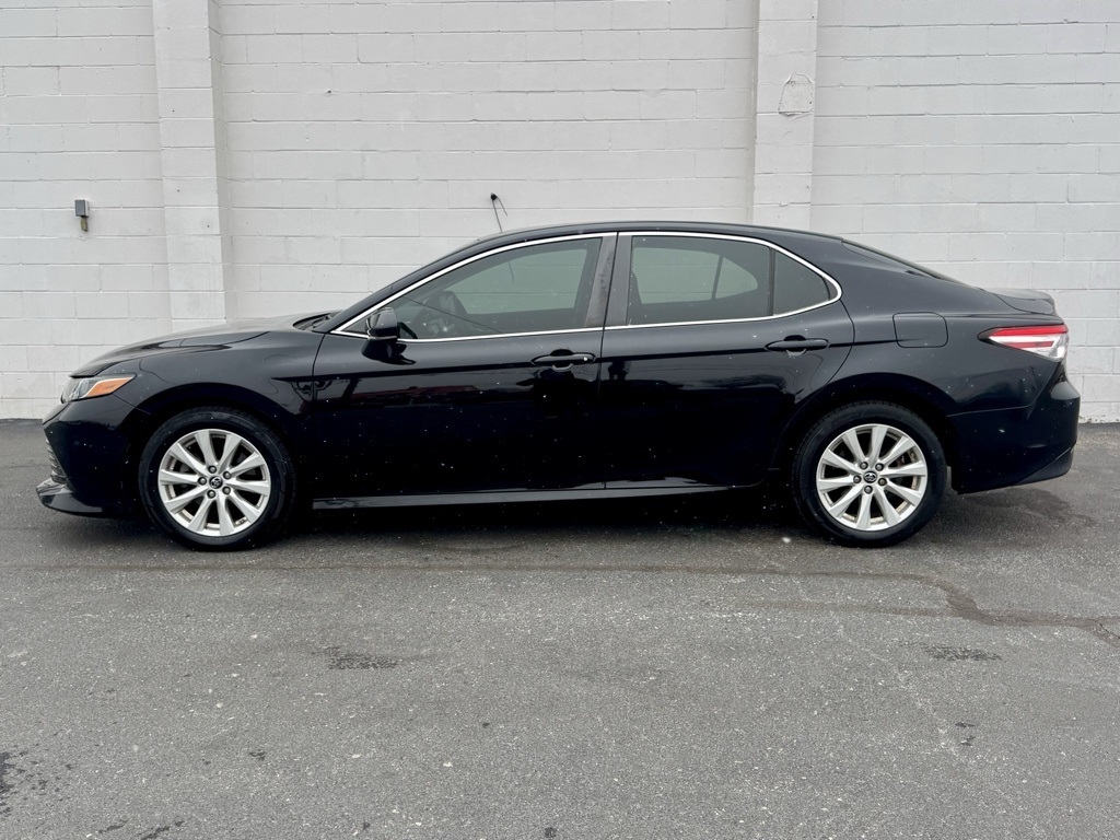 Toyota Camry XLE Auto (Natl) 2018