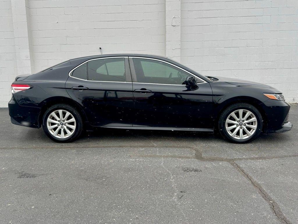 Toyota Camry XLE Auto (Natl) 2018