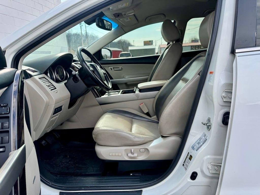 Mazda CX-9 AWD 4dr Grand Touring 2011