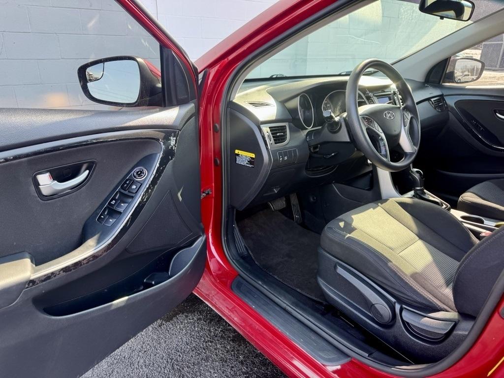 Hyundai Elantra GT Auto 2017