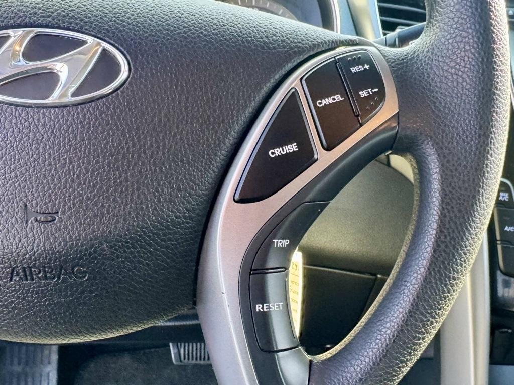 Hyundai Elantra GT Auto 2017