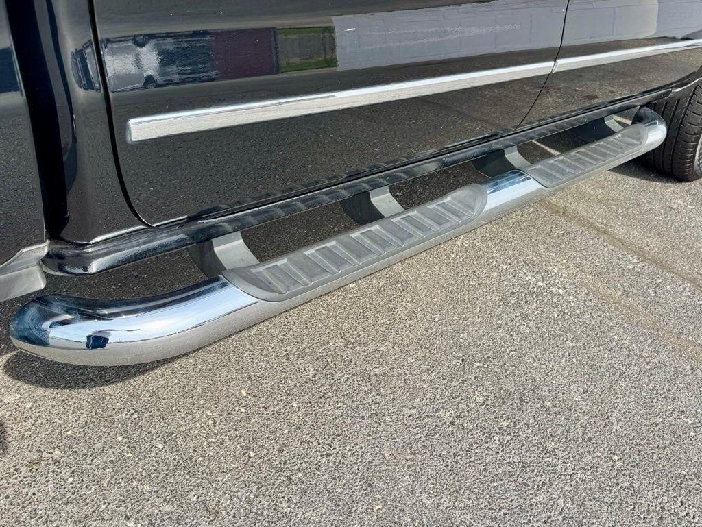 Chevrolet Silverado 1500 4WD Crew Cab 143.5" High Country 2018