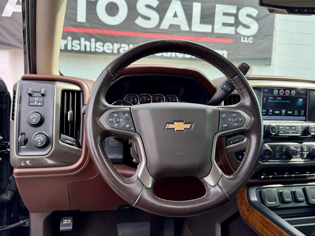 Chevrolet Silverado 1500 4WD Crew Cab 143.5" High Country 2018