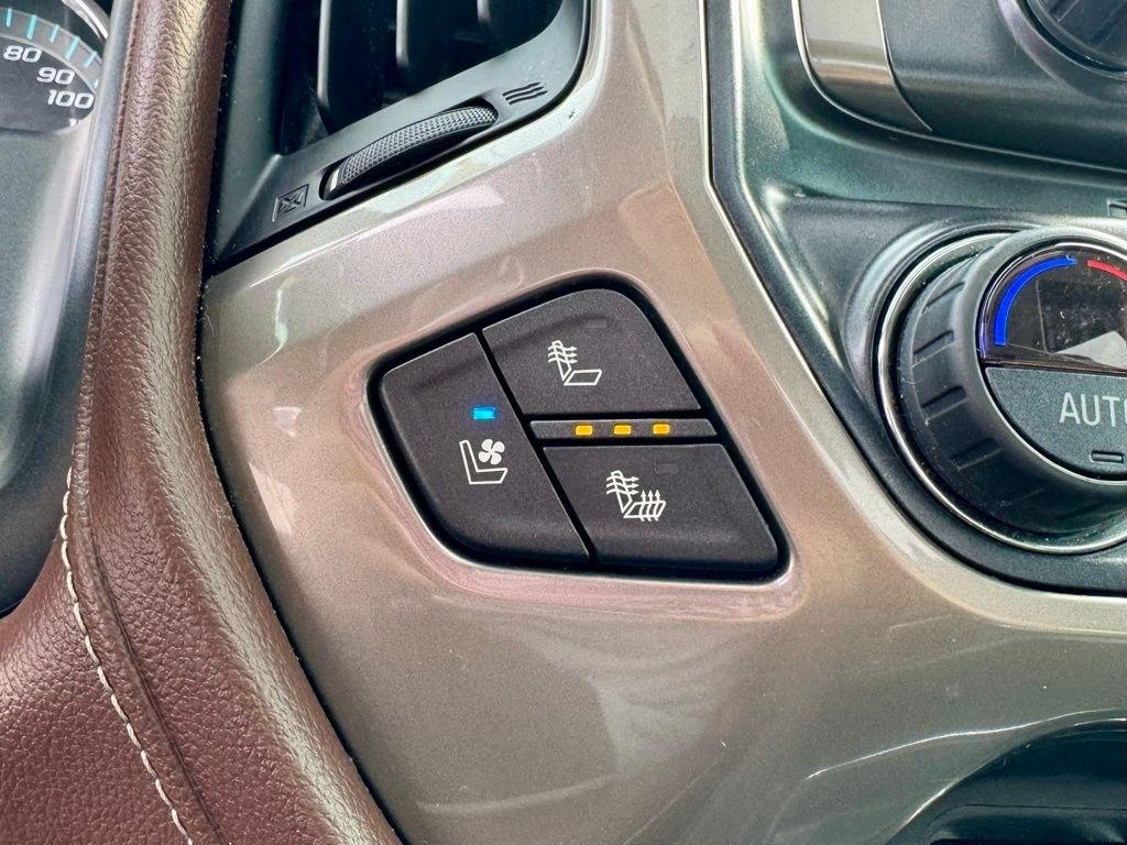 Chevrolet Silverado 1500 4WD Crew Cab 143.5" High Country 2018