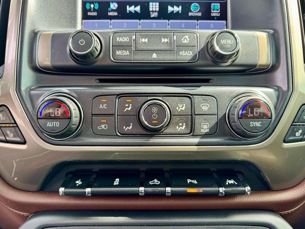 Chevrolet Silverado 1500 4WD Crew Cab 143.5" High Country 2018