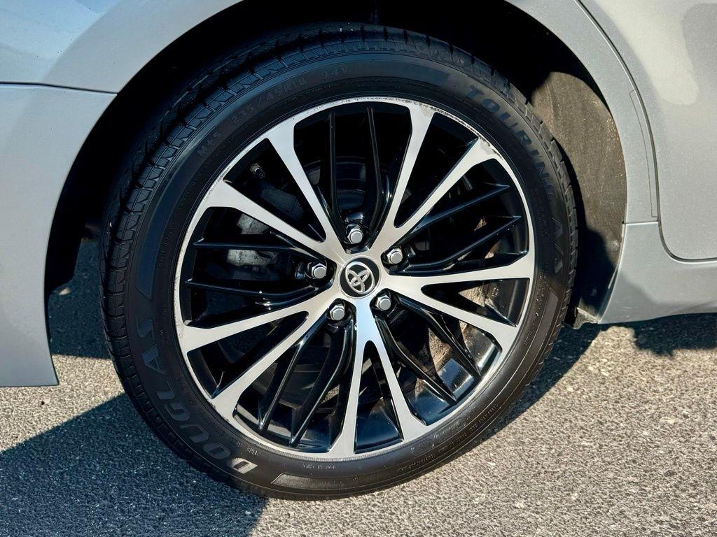 Toyota CAMRY/SE/L  2018