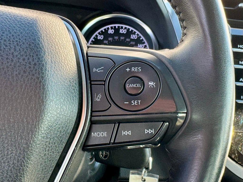 Toyota CAMRY/SE/L  2018