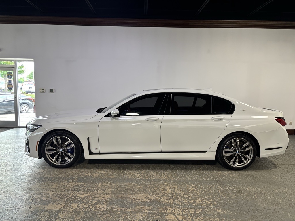 BMW 7-Series M760i xDrive 2022