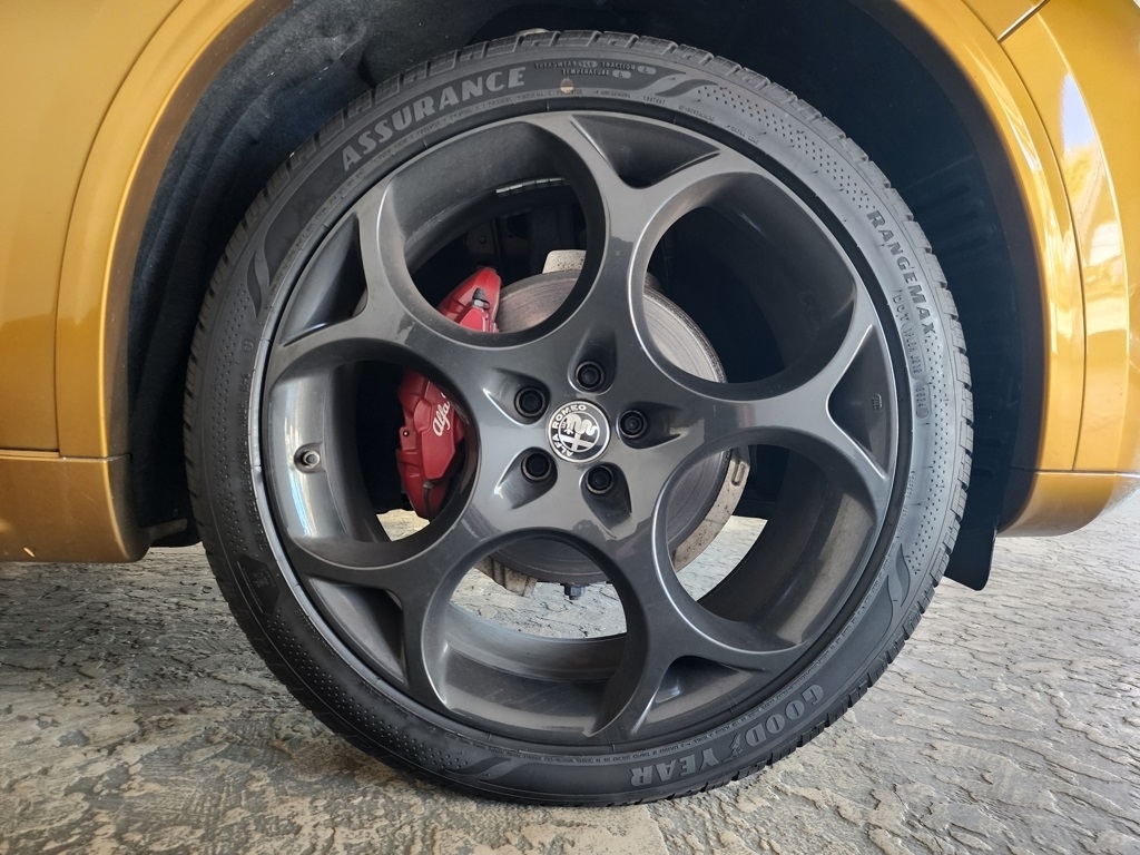 Alfa Romeo Stelvio Ti 2022 Alfa Romeo Stelvio Ti 2022