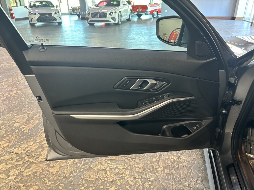 BMW 3-Series 330i xDrive 2025 BMW 3-Series 330i xDrive 2025