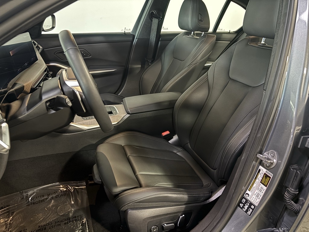 BMW 3-Series 330i xDrive 2025 BMW 3-Series 330i xDrive 2025