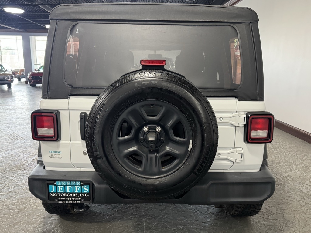 Jeep Wrangler Unlimited Sport 2022