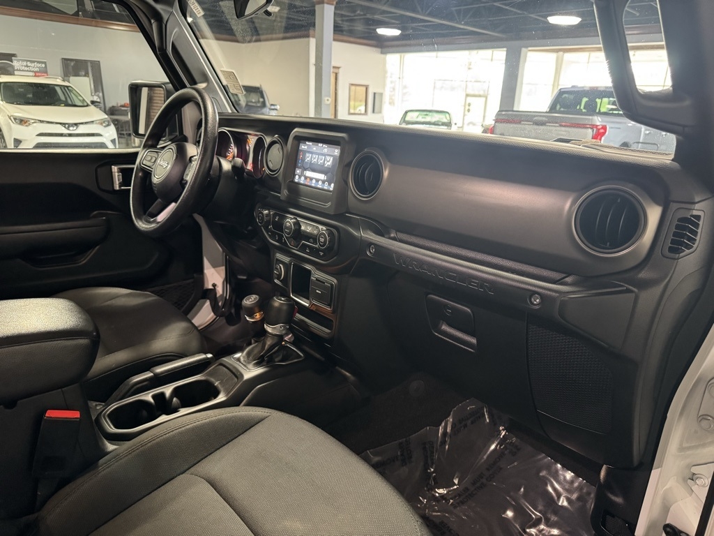 Jeep Wrangler Unlimited Sport 2022