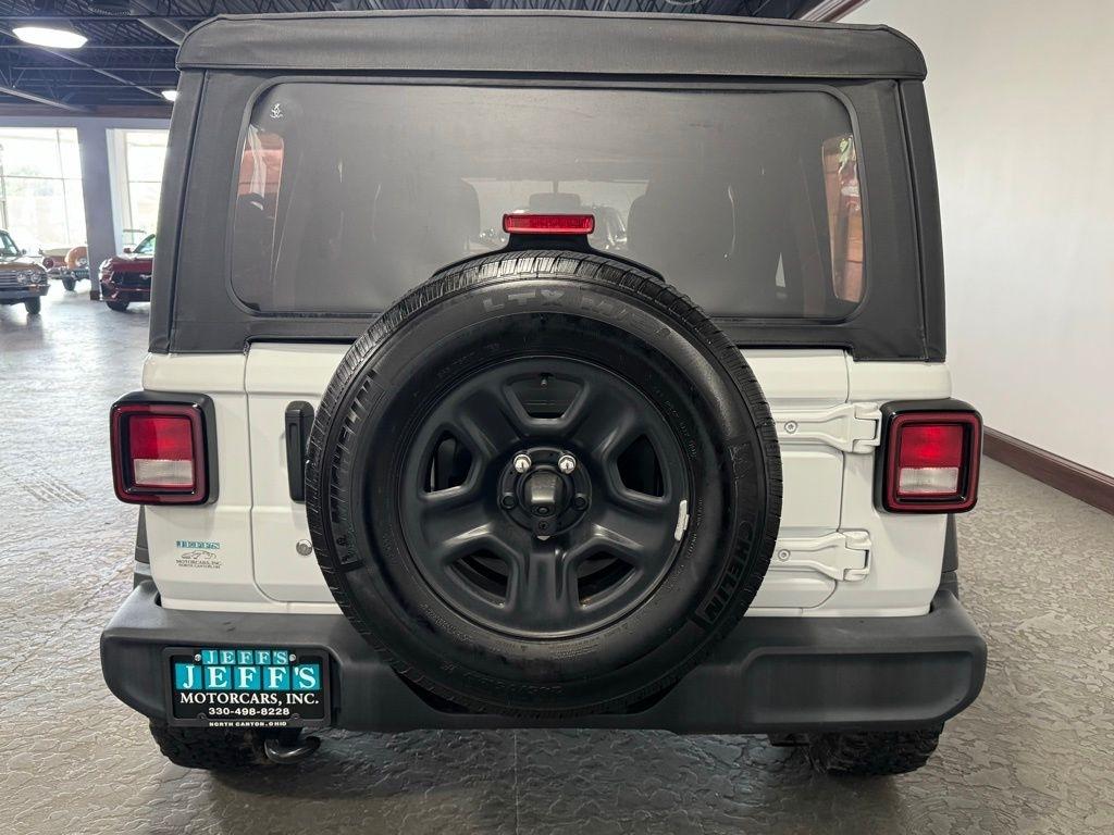 Jeep Wrangler Unlimited Sport 2022