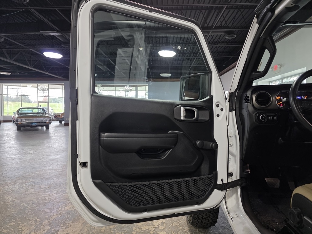 Jeep Wrangler Unlimited Sport 2021