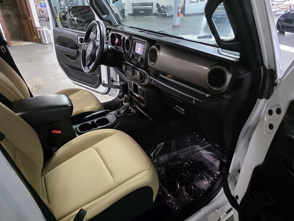 Jeep Wrangler Unlimited Sport 2021