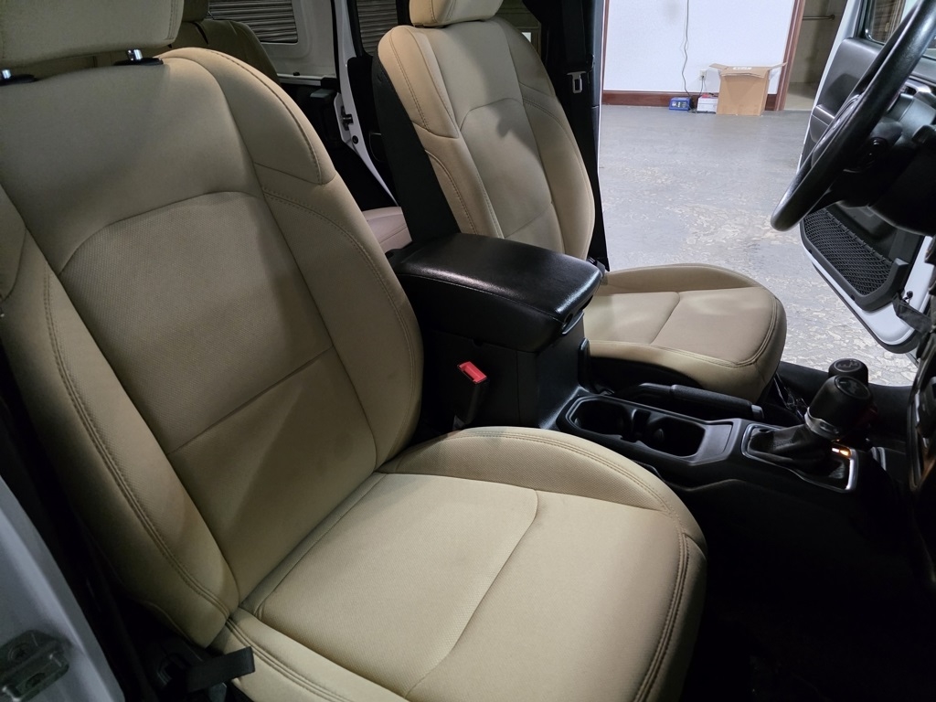 Jeep Wrangler Unlimited Sport 2021