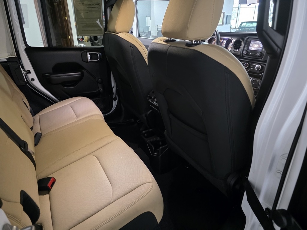 Jeep Wrangler Unlimited Sport 2021