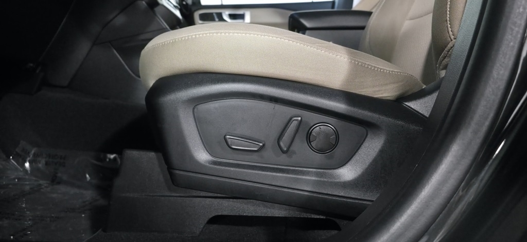 Ford Explorer XLT AWD 2022 Ford Explorer XLT AWD 2022